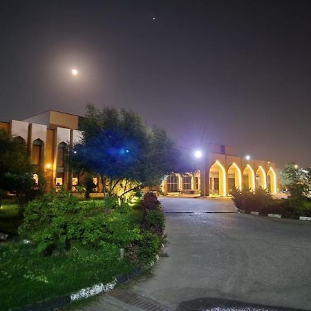 Basrah International Airport Hotel מראה חיצוני תמונה