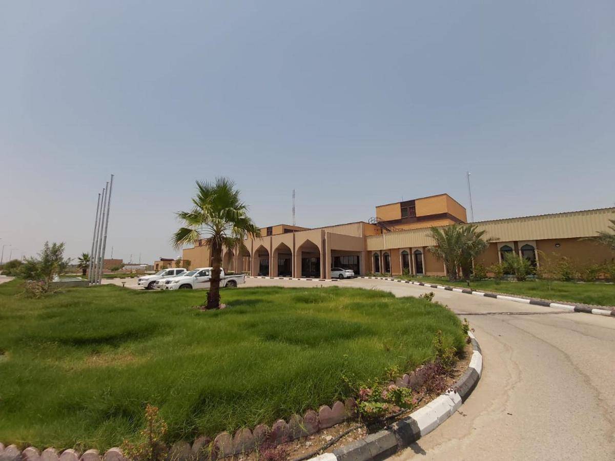 Basrah International Airport Hotel מראה חיצוני תמונה